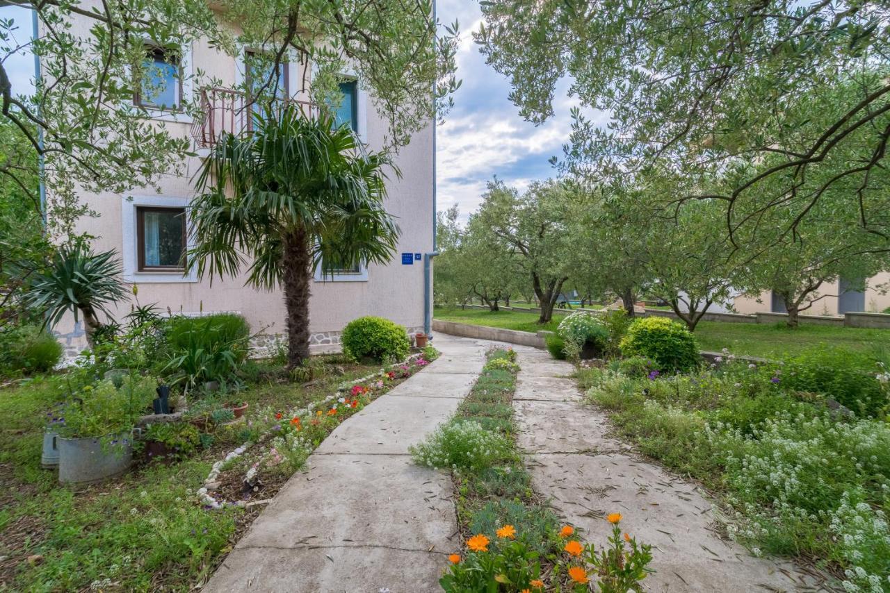 Apartments Bepina Biograd Na Moru Eksteriør billede