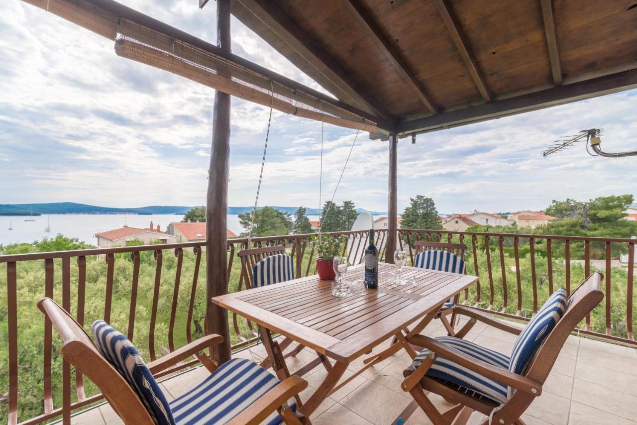 Apartments Bepina Biograd Na Moru Eksteriør billede