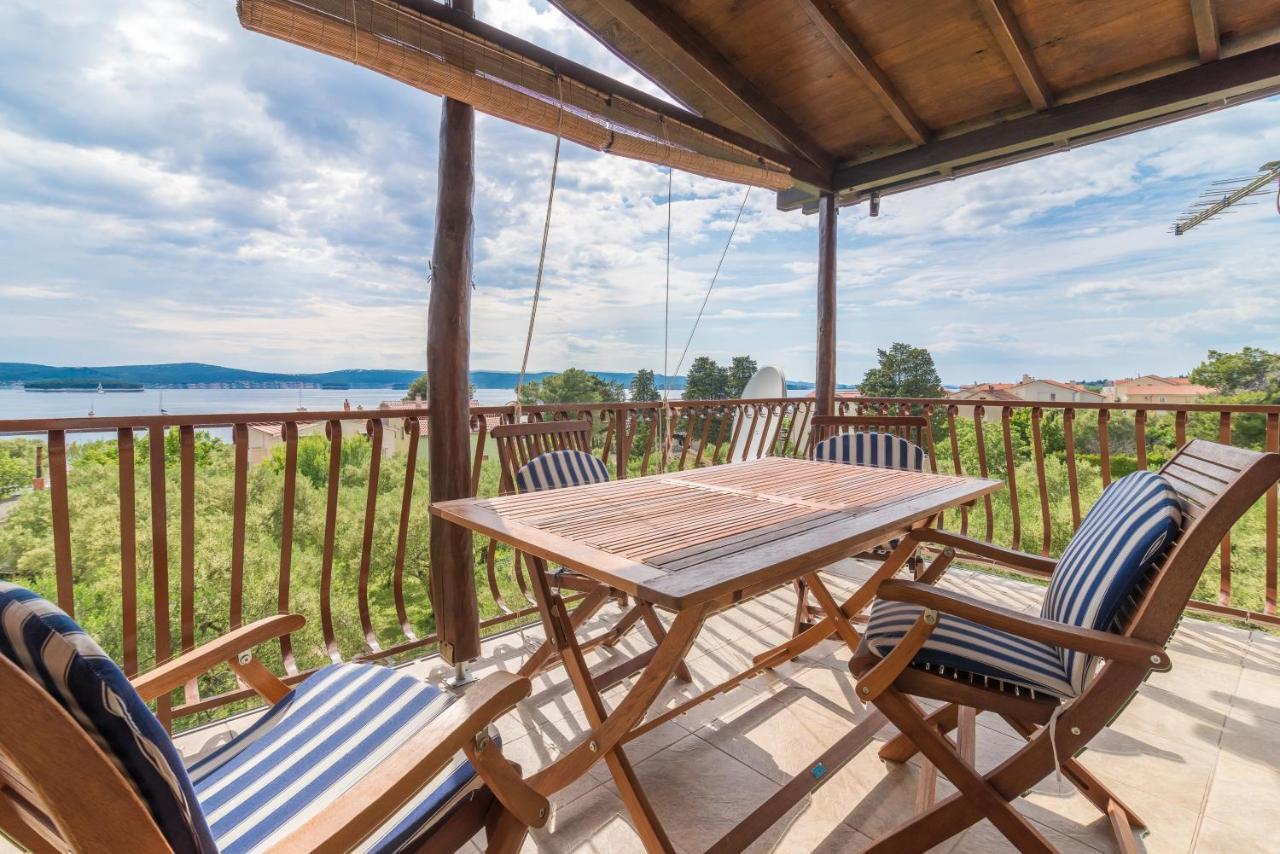 Apartments Bepina Biograd Na Moru Eksteriør billede
