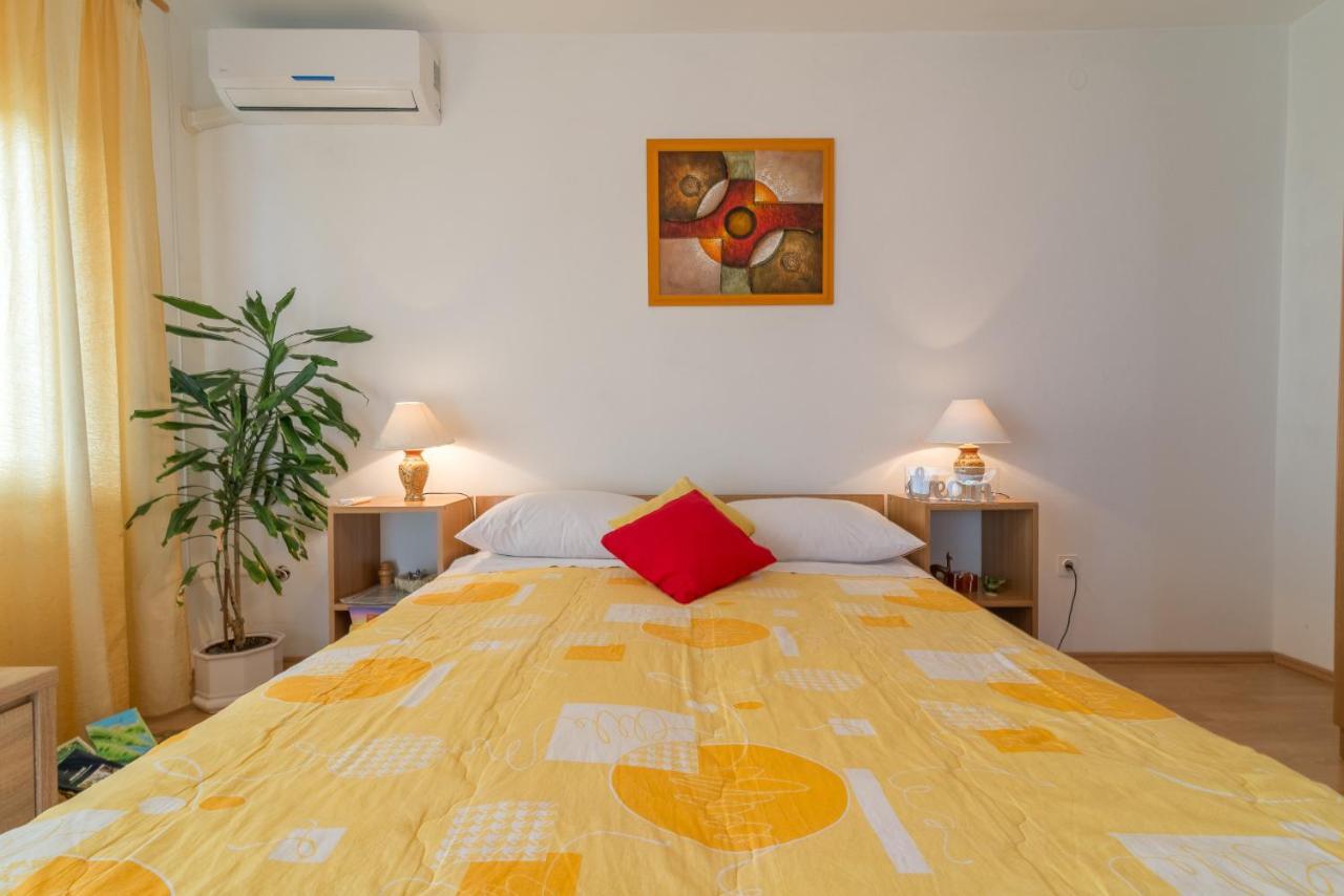 Apartments Bepina Biograd Na Moru Eksteriør billede